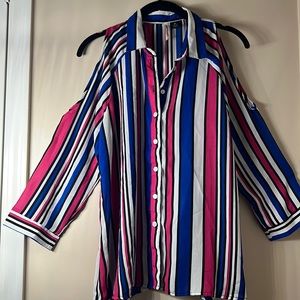 Size Medium multicolored